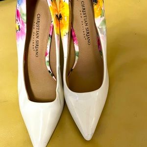 Great shoes for jeans or summer